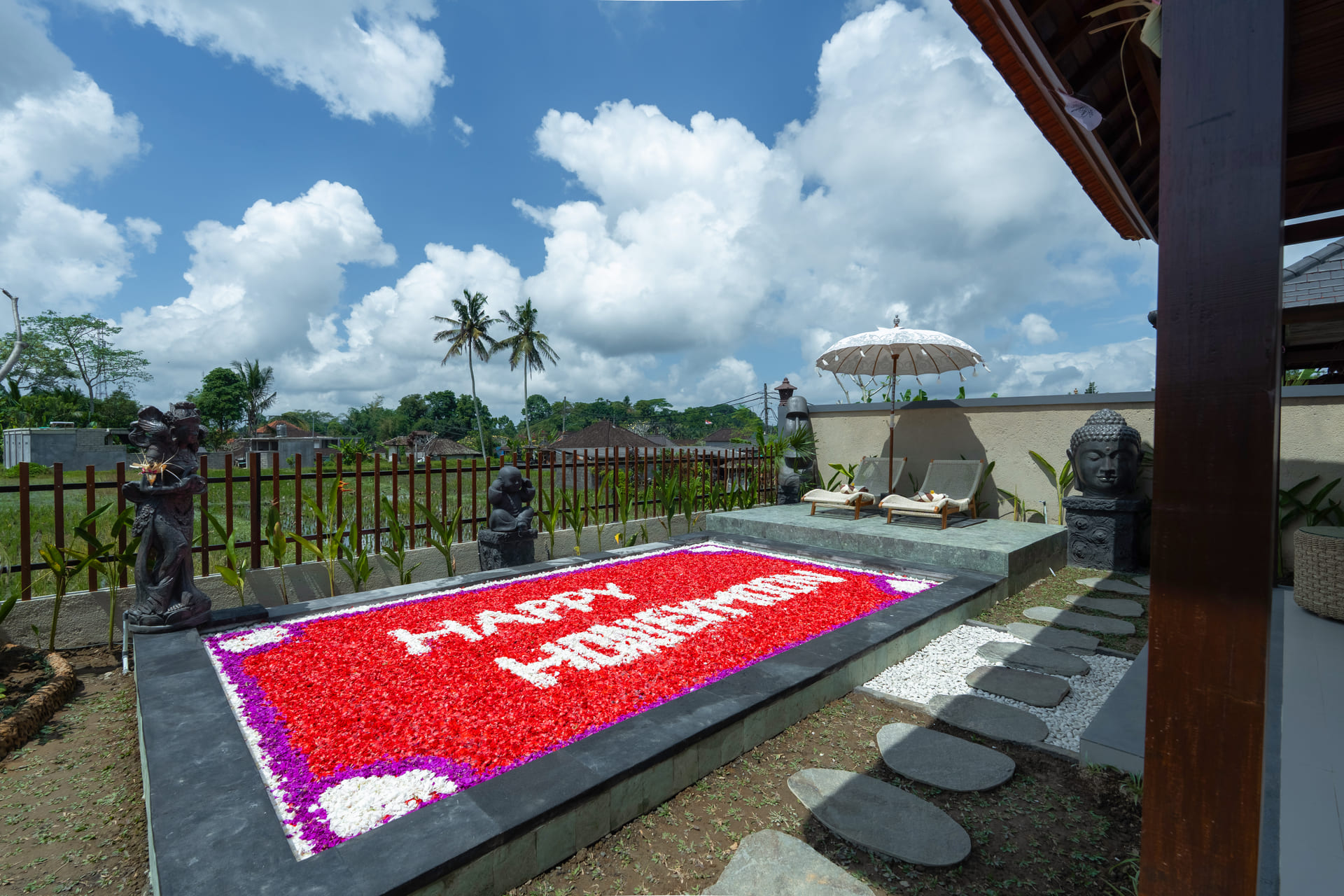 Flower Pool Decoration - Mahayani Ubud Villa